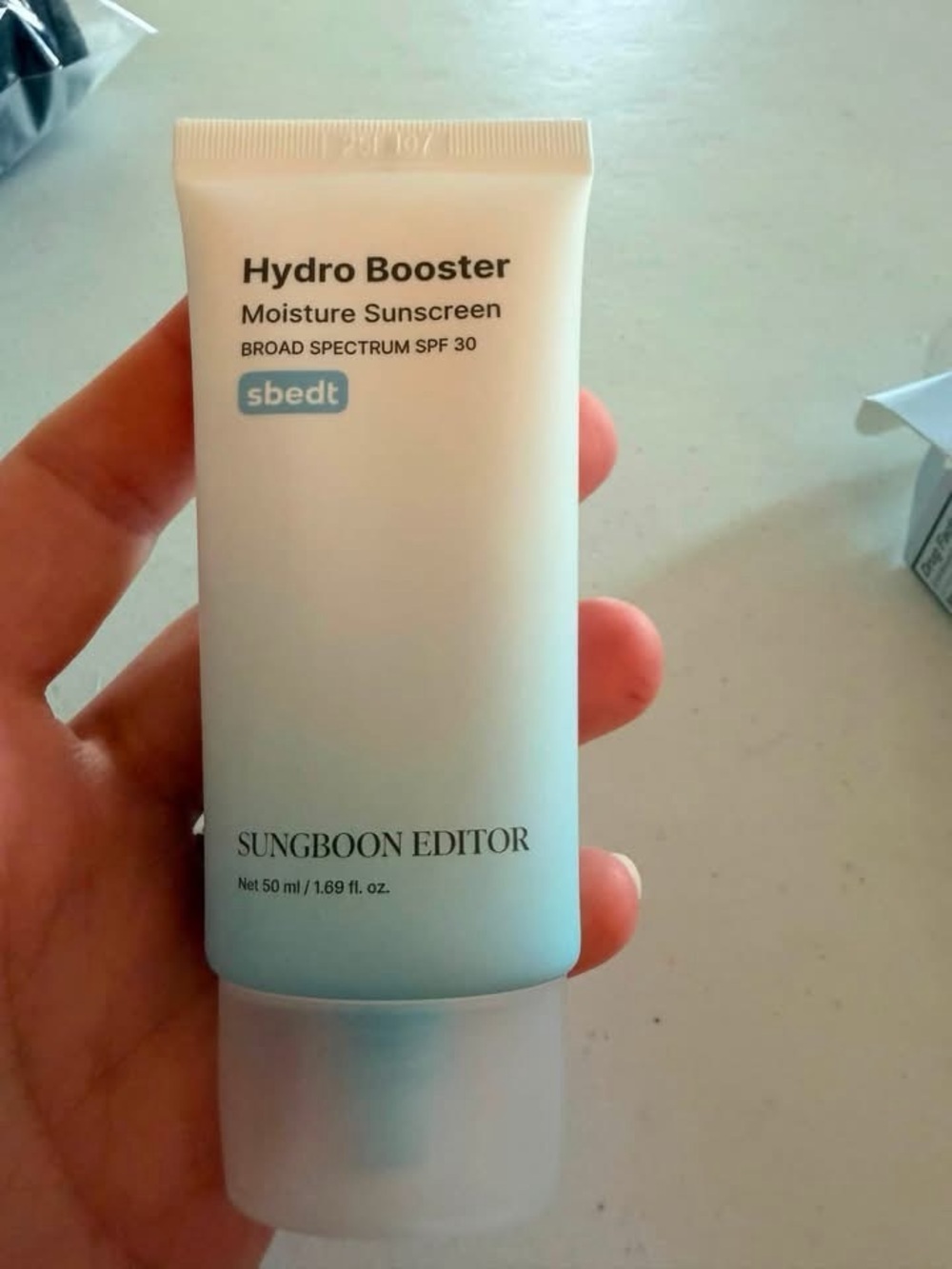 Sungboon Editor Hydro Booster Moisture Sunscreen SPF 30